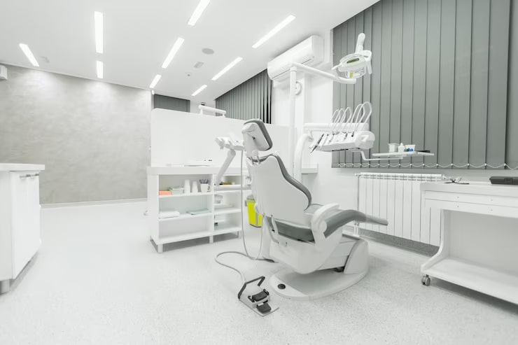 Interior luminoso de una clínica dental moderna — plantilla DIGITALS AI DENTAL